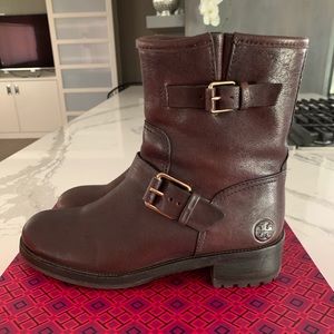 Chrystie Platform Leather Booties (Coconut)